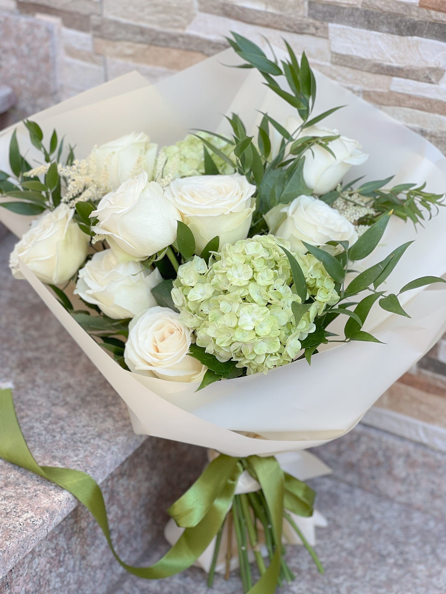 Buchet Trandafiri Albi